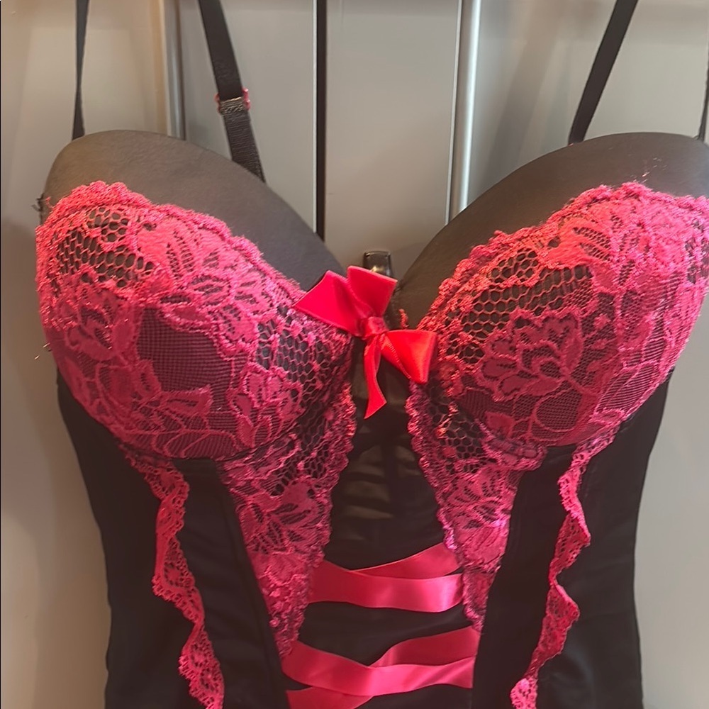 Sexy Black and Pink Lace Bustier sz L - Picture 2 of 6